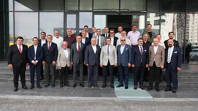 UND'den Kayseri'de kritik temaslar