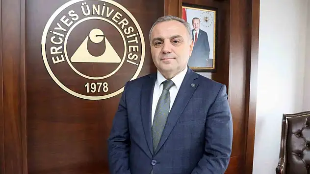 Rektör Altun'dan tercih yapacak öğrencilere tercih önerisi