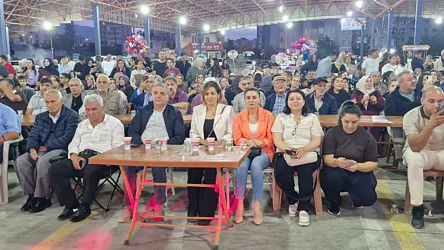 Ünlü isimler sahne aldı! Kayseri'deki şenliğe yoğun ilgi