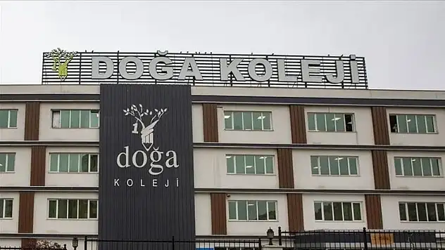 Ünlü koleje kayyum şoku!