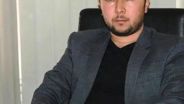 UYGURTURK:&quot300 UYGUR KARDEŞİMİZE SAHİP ÇIKAMADIK&quot