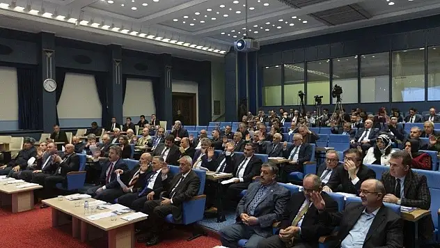 Başkan Çelik'ten 'Değerli arsa' çağrısı