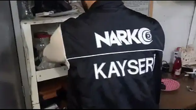 Uyuşturucu çetesi yakalandı: Çok sayıda gözaltı var