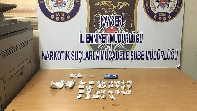Uyuşturucu operasyonlarında 2 kişi gözaltına alındı
