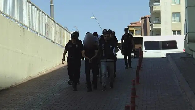 Uyuşturucu operasyonunda 5 tutuklama!
