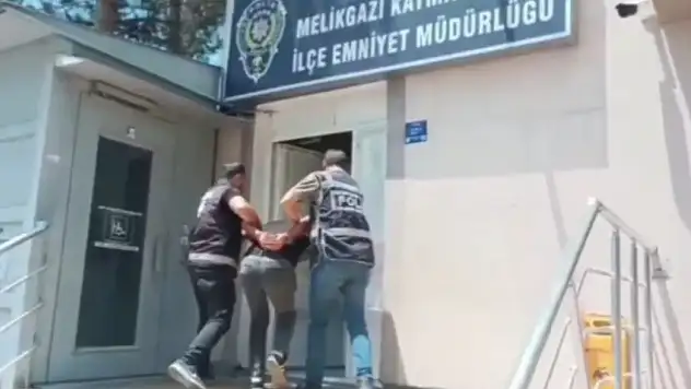 Uyuşturucu suçundan aranan şahıs yakalandı