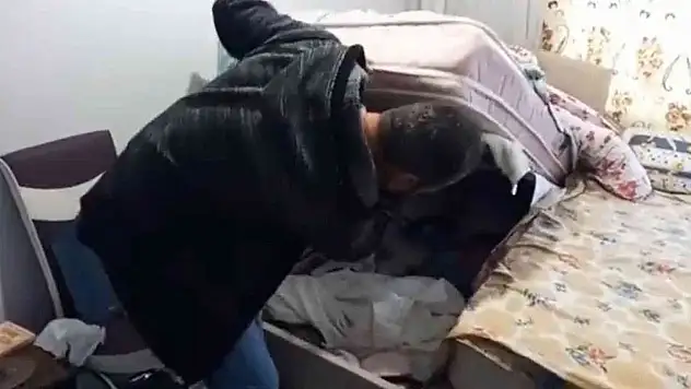 Polis bazanın altında yakaladı...