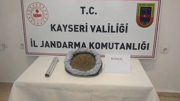 Uyuşturucu tacirleri ticari takside yakalandı
