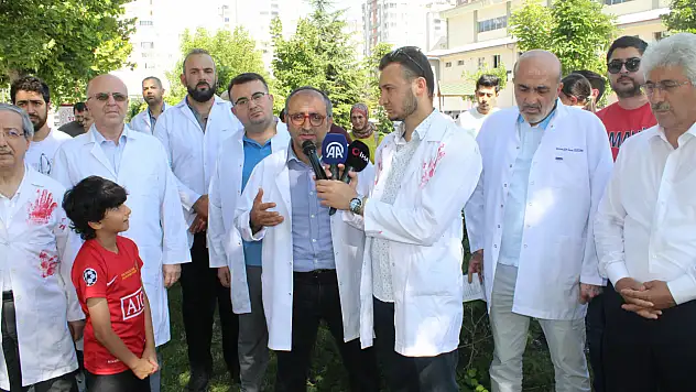 Uzm. Dr. İsa Üzüm: 20 binin üzerinde çocuk şehit var