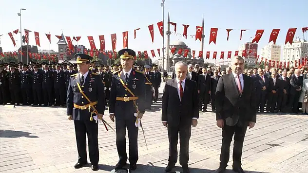Vali: 30 Ağustos yavan geçti
