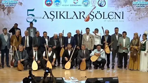 Vali: Aşıkları dinlediğimizde özümüze dönüyoruz