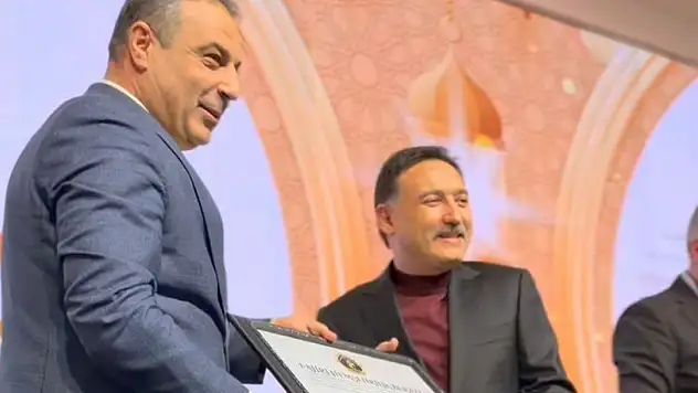 Vali Çiçek'e fahri hemşehrilik...