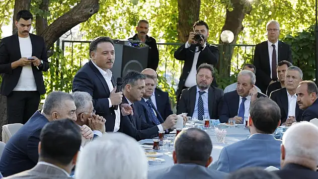 Vali Çiçek, merhum Şenol Esmer için taziyeleri kabul etti