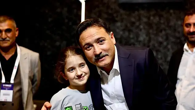 Vali Çiçek'ten 23 Nisan Ulusal Egemenlik ve Çocuk Bayramı mesajı