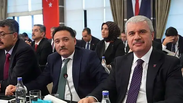 Vali Çiçek, valiler buluşmasında