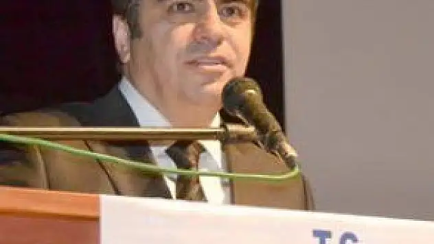 VALİ DÜZGÜN: &quotKAZALARDA ÖLÜ SAYISINDA ARTIŞ VAR&quot