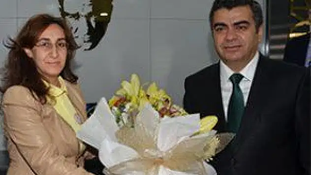 VALİ DÜZGÜN TAPU VE KADASTRO YÖNETİCİLERİNİ KABUL ETTİ