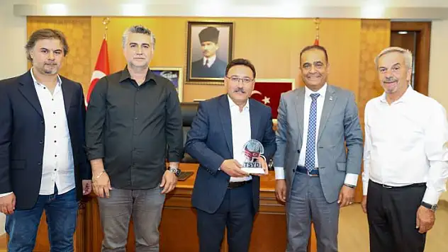Vali Gökmen Çiçek'i ziyaret ettiler