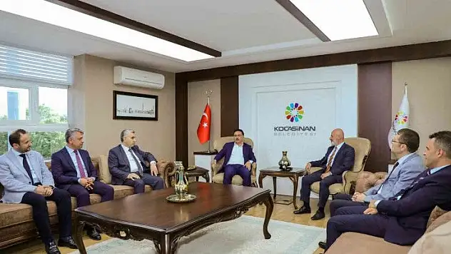 Vali Gökmen Çiçek'ten belediye ziyaretleri...