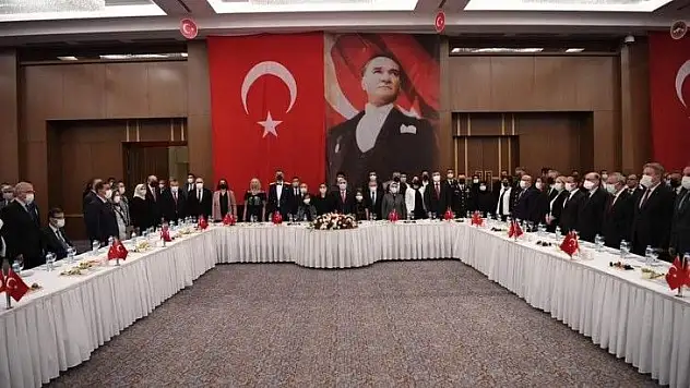 Vali Günaydın 29 ekim resepsiyonu verdi