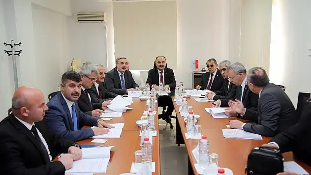 Vali Günaydın İncesu OSB'de sanayicilerle bir araya geldi