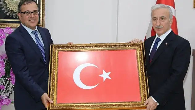 Vali Kamçı'dan Hacılar'a veda ziyareti

