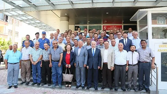 Vali Kamçı, Develi'de muhtarları ve kurum müdürlerini dinledi

