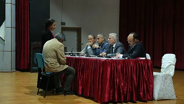 Vali Kamçı halkla buluştu