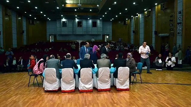 Vali Kamçı Vatandaşlarla Buluştu