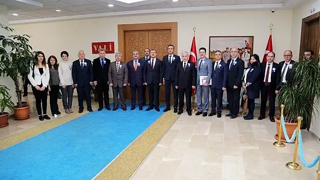 Vali Kamçı'ya Vergi Haftası ziyareti