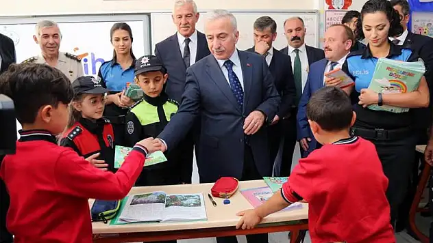 Vali Kamçı: 2019 yılında tekli eğitime geçeceğiz