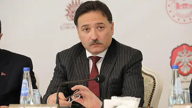 Vali o soruna el atmak için Aksaray'a gitti