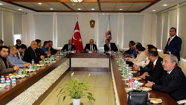 Vali Süleyman Kamçı: 'Seçimde taşkınlık yapan cevabını alır'
