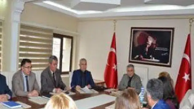 VALİLİKTE 'KALİTE YÖNETİMİ' TOPLANTISI YAPILDI