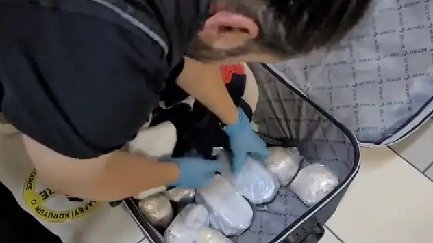 Binlerce hap ele geçirildi!