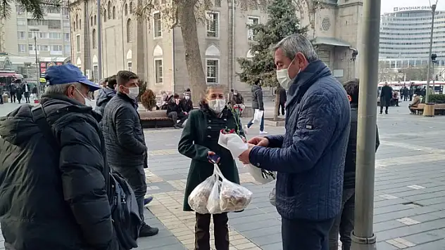 Vatandaş İYİ Partili Yücel'e böyle isyan etti: Suriyeliler birinci biz ikinci sınıf vatandaşız!