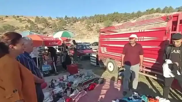 'Vatandaş mutfağındaki bardağını satar hale gelmiş!'