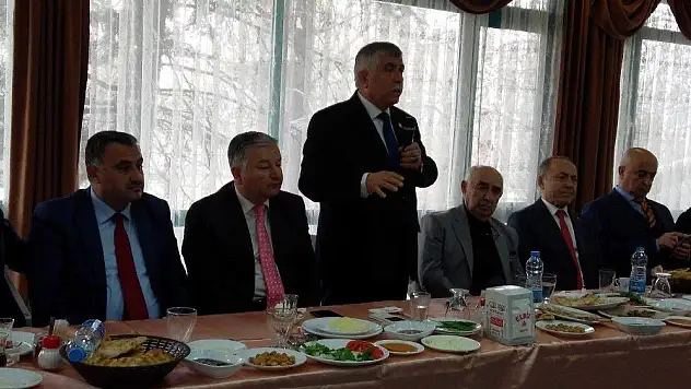 Vekil Dedeoğlu Develi'de iş adamları ve STK'larla bir araya geldi