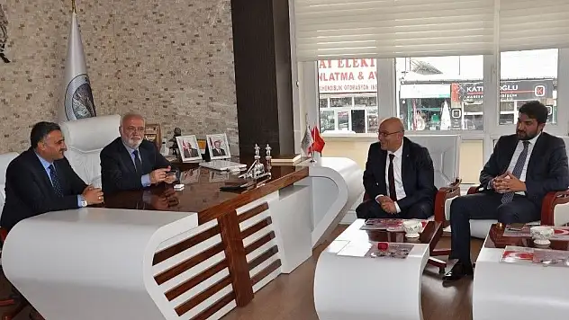 Vekil Elitaş ve İl Yönetiminden Develi'ye teşekkür ziyareti