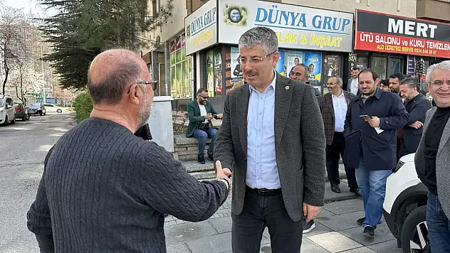Vekil söz verdi, 'Yanlarına düşüp bakanlık bakanlık gezeceğim'