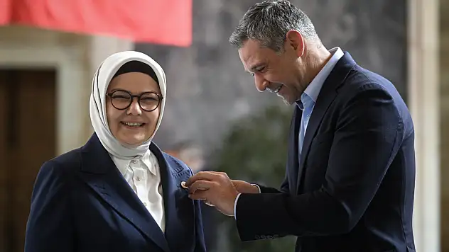 Vekillik kaydını yapan Böhürler: Doğdu üstümüze nazlı hilali...