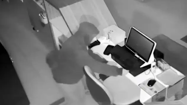 Verdiği zarar çaldığı paradan fazla