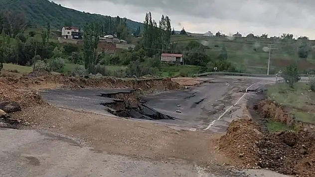 Viyadük çöktü, olay yerine ekipler sevk edildi, trafik durduruldu