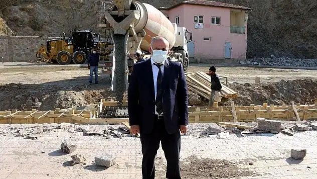 Yahyalı Kapalı Semt Pazarının temeline ilk harç konuldu