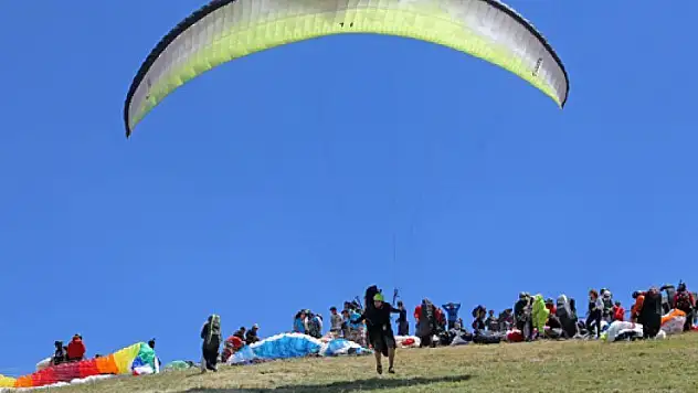 Yamaç paraşütçüleri, Ali Dağı semalarında