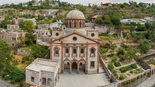 Yaman Dede Camii'ni biliyoruz, peki 140 yıllık geçmişini?