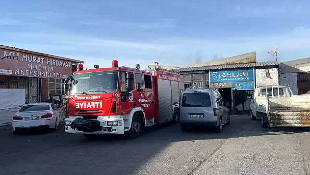 Yangın var
