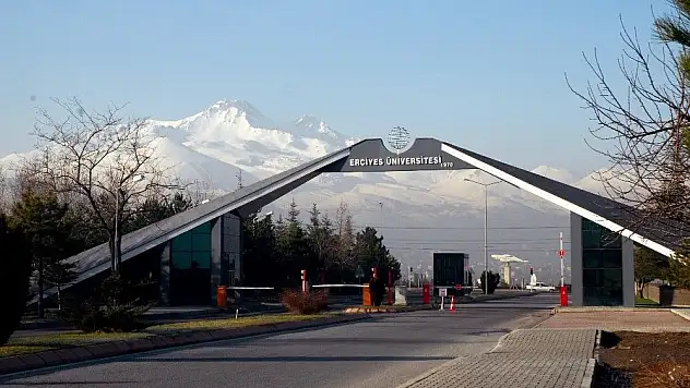 Yapay zekâda ERÜ'nün büyük başarısı