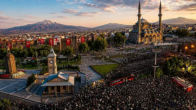 Yarın Cumhuriyet Meydanı'nda eylem var!