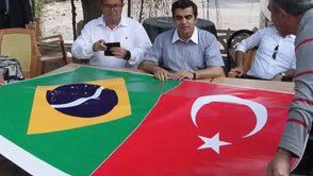 YAŞADIK AZİZİM 